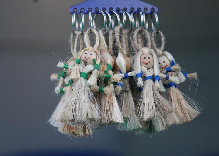 cute accessories to hang on car mirrors